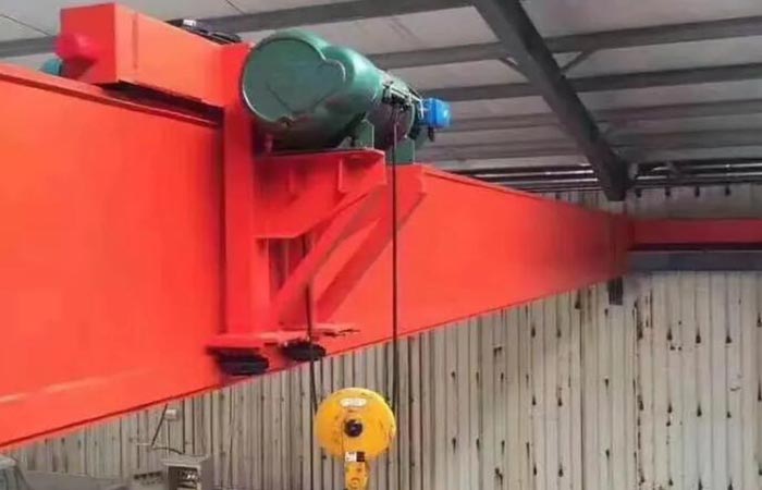 LDP型電動(dòng)單梁偏掛行車